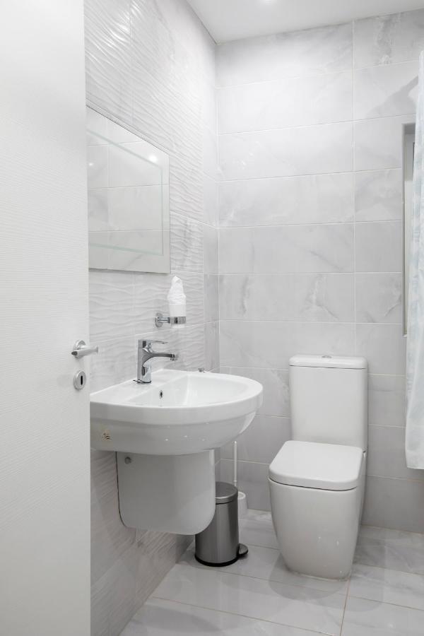 Sea View Apartment 2 Bedrooms 2 Bathrooms, 2 Minutes Away From The Sea Saint Julian's Exterior foto