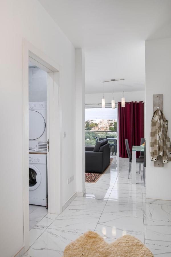 Sea View Apartment 2 Bedrooms 2 Bathrooms, 2 Minutes Away From The Sea Saint Julian's Exterior foto