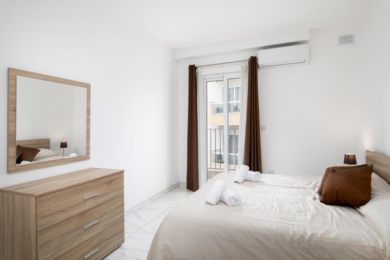 Sea View Apartment 2 Bedrooms 2 Bathrooms, 2 Minutes Away From The Sea Saint Julian's Exterior foto